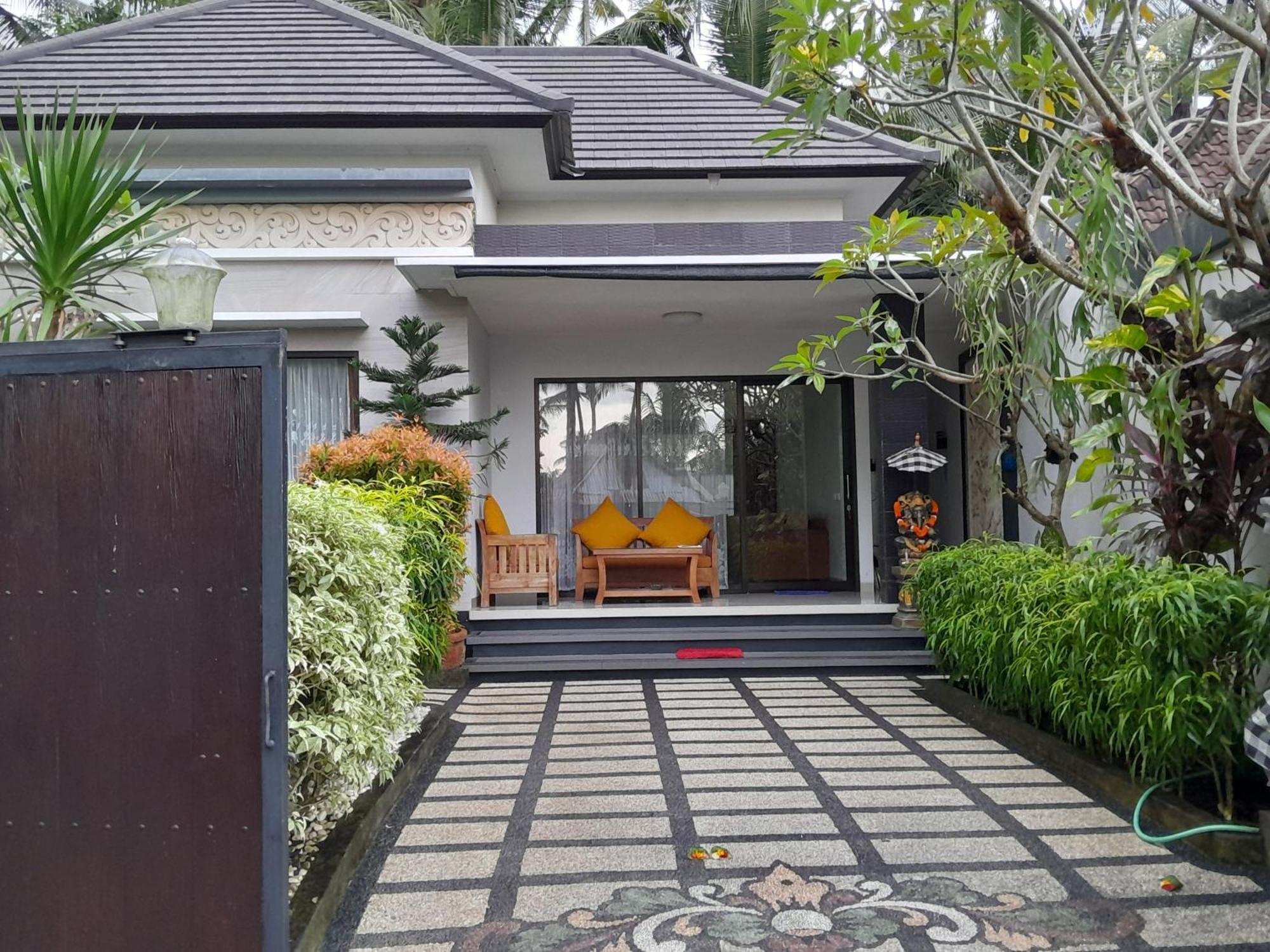 Villa Karma Candidasa Exterior photo